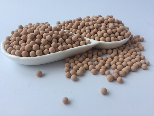Pore grootte 2 - 3nm 13X Moleculaire zeef pellet Ideaal voor 80C toepassingen