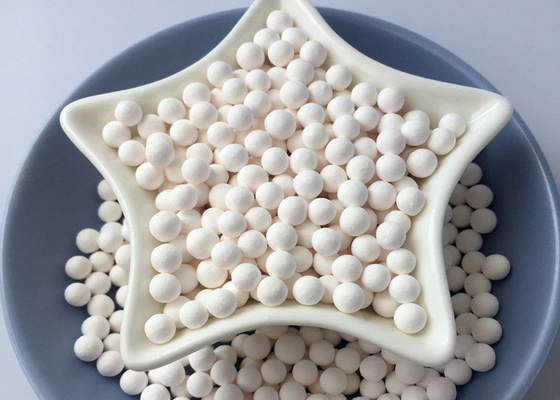 Hoge Thermische Stabiliteit Geactiveerde Alumina Ballen met Hoog Porievolume en Hoge Chemische Stabiliteit