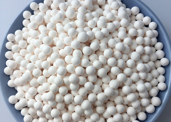 Industriële Aangepaste Geactiveerde Alumina Ballen met Lage Bulkdichtheid