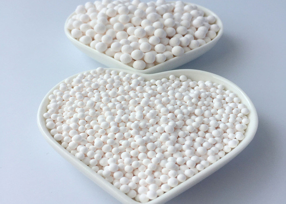 Hoge Thermische Stabiliteit Geactiveerde Alumina Ballen met Hoog Porievolume en Hoge Chemische Stabiliteit