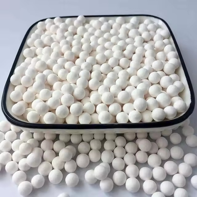 Silica-geactiveerde aluminiumbolen Desiccant Catalyst voor fluorbehandeling Water absorberen